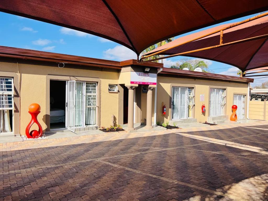 Ethen Guesthouse Полокване Экстерьер фото
