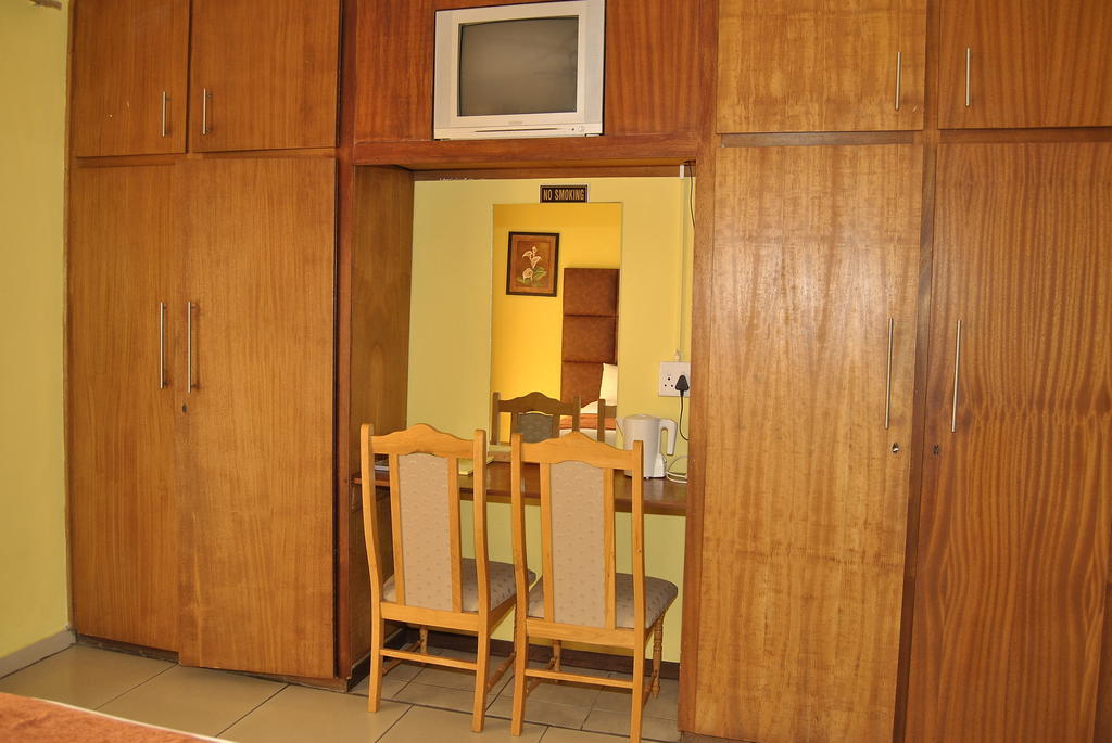 Ethen Guesthouse Полокване Экстерьер фото